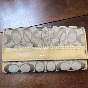Coach tri-fold wallet